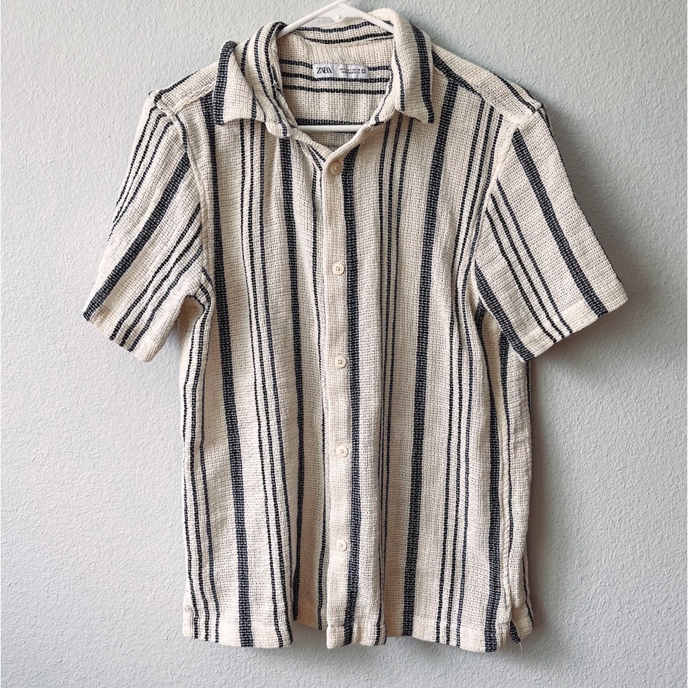 Zara Knit Textured Button Down Top